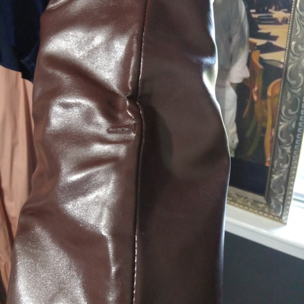 Shoes - Picture 3 of 16
